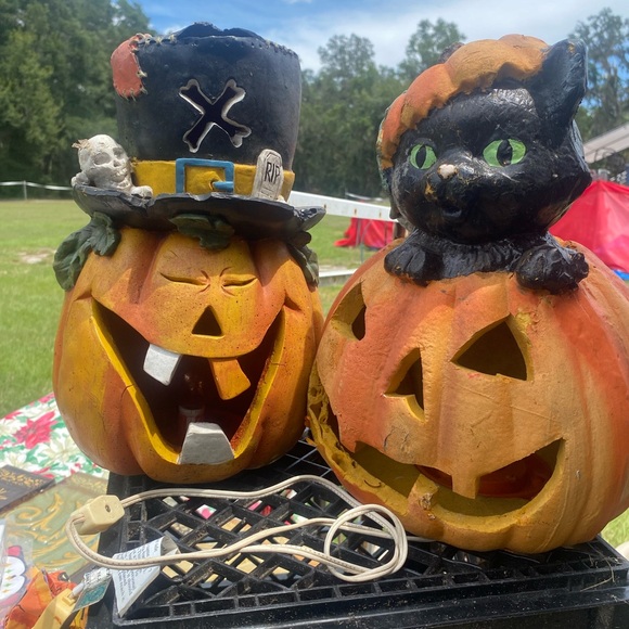 Unique Vintage Halloween Pumpkin Decor Set